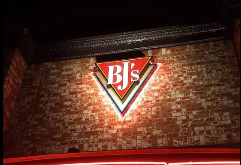 BJ's Restaurant and Brewhouse Bakersfield