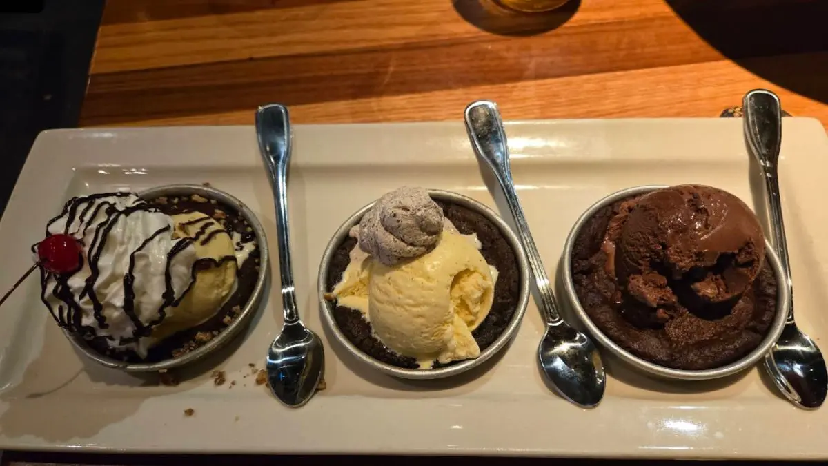 BJ's Restaurant and Brewhouse Columbia Dessert Menu